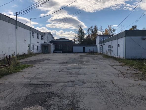 151 West Ave, Lyndonville, NY 14098